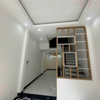 Bán Nhà 42M2, 5 Tầng, 7 Phòng Ngủ, Oto Đỗ Cửa Tại Lai Xá, Kim Chung Liên Hệ: 0931347333