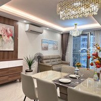 Cho Thuê Midtown M8 The Peak 2 Phòng Ngủ 2 Vệ Sinhnội Thất Cao Cấp