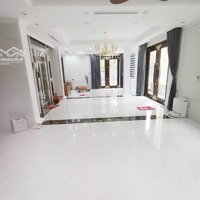 Siêu Biệt Thự Lô Góc 2 Mặt Tiền Kđt Văn Khê.diện Tích200M2, 4 Tầng - Thang Máy, Kinh Doanh Đa Dạng