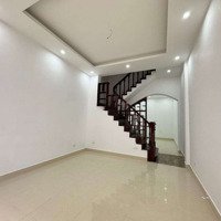 Cho Thuê Nhà Riêng 50M2 Phân Lô, Ô Tô Hoàng Quốc Việt, Tiện Kinh Doanh