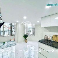 Phòng Duplex Cửa Sổ Trời Rộng 30M2 Ngay Aeon Tân Phú