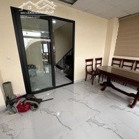 Chính Chủ Bán Nhà Phố Lê Thanh Nghị, Kinh Doanh Đỉnh, 70M2, 4Tầng, Giá Bán 9.5Tỷ