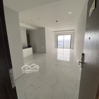 Cho Thuê 3 Phòng Ngủ 3 Vệ Sinh95M2 Charm City, Sẵn Rèm Giá Bán 6 Triệu, Nhà Mới