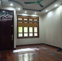 Cho Thuê Nhà Liền Kề 106 Hoàng Quốc Việt 70M2X 4 Tầngô Tô Tải Đỗ Cửa Vp