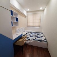 Cho Thuê Căn Hộ One Verandah 2 Phòng Ngủ81M2 Chỉ 17 Triệu/Th Full Nội Thất View Sông