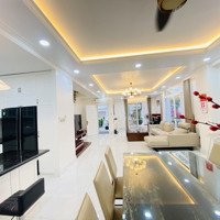 Biệt Thự 2 Mặt Tiền The Venica Khang Điền Q9,Diện Tích325M2, Nội Thất Cao Cấp, Giá Bán 52 Tỷ. Liên Hệ: 0983532879