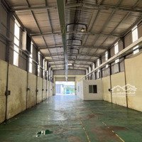 Cho Thuê Nhà Xưởng 400M2 Đưởng Xe Tải 10 Tấn.