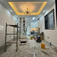 Trung Tâm Cầu Giấy - Nhà Đẹp - Lô Góc 2 Mặt Thoáng - 35M2, 5T, Giá Bán 7 Tỷ