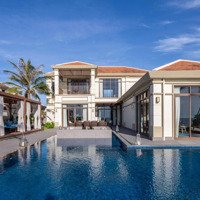 Beach Front Villa - Biệt Thự 5 Phòng Ngủ Đối Diện Biển Tại Fusion Resort & Villas Danang