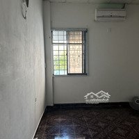 Cho Thuê Căn Hộ Diện Tích 50M2, Có Gác, Ngay Trung Tâm Quận 10