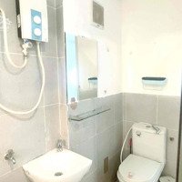 Chdv Ban Công , Tách Bếp Chỉ 6 Triệu , Quận 3