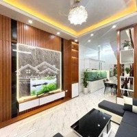 Nhà Hồ Tây Lộng Gió 30M2 X 5 Tầng Full Nội Thất Đẹp Như Ảnh Về Ở Luôn