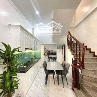 Nhà Hồ Tây Lộng Gió 30M2 X 5 Tầng Full Nội Thất Đẹp Như Ảnh Về Ở Luôn