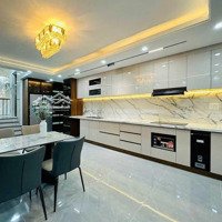 Nhà Khu Vip Đào Duy Anh Gần Sân Bay.diện Tích64M2 Xây Lửng 4 Tầng Đúc,Có Thang Máy. Giá Hạ Còn 4 Tỷ 350