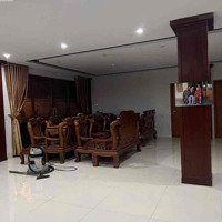 Cho Thuê Biệt Thự 2 Mặt Tiển Hoà Xuân 1350M2