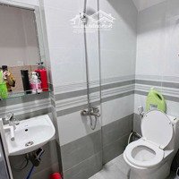 8 Triệufull Nội Thất - Máy Lạnhnhà Thuê Phạm Văn Chiêu 2 Phòng Ngủ2Wc