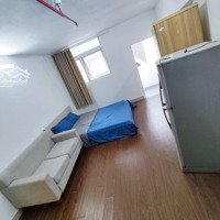 Căn Hộ 30M2 Có Ban Công Cửa Sổ Ngay Cầu Công Lý