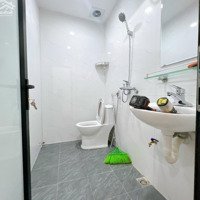 Bán Nhà Phố Cửa Bắc 95 M2 3 Phòng Ngủ