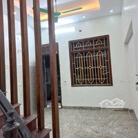 Cho Thuê Nhà Ngõ 125 Đường Trung Kính, Diện Tích 60M2 X 4 Tầng,Mặt Tiền4M