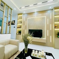 Siêu Phẩm Hai Bà Trưng! Nhà 559 Kim Ngưu, Gần Time City, 37/40M2*5T Chỉ 5 Tỷ 5 (Có Bớt) 0916185522