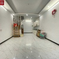 Bán Gấp Nhà Siêu Hời Phố Xốm, Gần Đh Đại Nam, Ôtô Đỗ Cửa, 35M2, 5 Tầng, Giá Sốc 3.35Tỷ