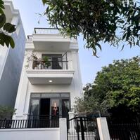 Cần bán nhà 3 tầng có nội thất DT 172m2 khu dân cư Phong Châu, phường Phước Hải