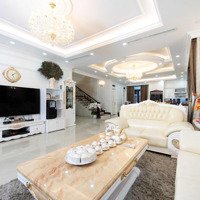 Bán Biệt Thự Song Lập Căn Góc Vip Nhất Vinhome Gardenia Hoàn Thiện Từ Nội Thất, Sân Vườn Cực Đẹp