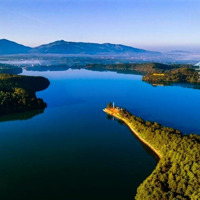 Đất Vườn Liền Kề Biển Hồ View Toàn Cảnh Núi Chư Đăng Ya, Về Sân Bay Pleiku 15 Phút