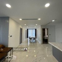 Bán Căn Hộ Midtown Phú Mỹ Hưng Quận 7 3 Phòng Ngủ+1 Kho 130M2 Giá Bán 10 Tỷ Liên Hệ: 0909462288