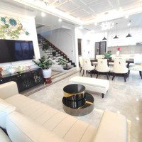 Chính Chủ Cho Thuê Villa Đồi View Vịnh Hạ Long 7 Ngủ, 1 Phòng Karaoke, Bể Bơi Riêng Liên Hệ: 0399903888