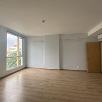 Văn Phòng Cho Thuê 70M2 Tòa Nhà Charmington Q10 Giá 25 Triệu/Tháng Đang Trống Sẵn. Liên Hệ: 0901430118