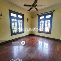 Cho Thuê Biệt Thự Thảo Điền,Mặt Tiềnnguyễn Ư Dĩ, 1200M2, 1 Hầm + 3 Tầng, 6Pn