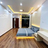 Hoa Hậu Tây Sơn - Gần Royal - Nông Ôtô 5 Tạ- 49Mx5 Tầng - Đẹpnội Thất Xịn 7 Pn 3 - Dòng Tiền 400 Triệu