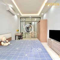 Căn Hộ 1 Phòng Ngủcao Cấp 50M2 Ngay Sân Bay Tsn, Ban Công Thoáng, Máy Giặt Riêng