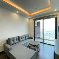 Căn Hộ Cao Cấp Ch06 Tầng Cao Phong Cách Hiện Đại, View Trung Tâm Thành Phố.