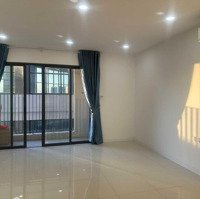 Cho Thuê Căn Officetel 37M2 Lavida Giá Chỉ 8 Triệu/Th, Đối Diện Sc Vivo City Quận 7. Liên Hệ: 0906385525