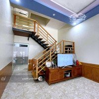 Chỉ Hơn 2 Tỷ Có Nhà 2 Tầng Mặt Đường Lệ Tảo 7,5M. Diện Tích Gần 80M2. Mặt Tiền 5M. Kinh Doanh Tốt.