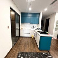 Định Cư Nước Ngoài Bán Nhanh Căn 302M2 Penthouse-Ban Công Đông Nam Giá Từ 15 Tỷ- Liên Hệ: 0973 838 979