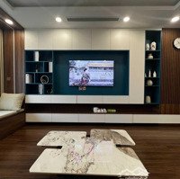 Định Cư Nước Ngoài Bán Nhanh Căn 302M2 Penthouse-Ban Công Đông Nam Giá Từ 15 Tỷ- Liên Hệ: 0973 838 979