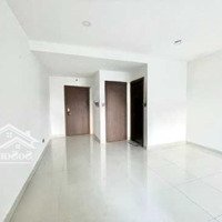 Studio Saigon Royal 43M2 View Bitexco Có Sẵn Hợp Đồng Thuê Giá Cao. Bán Nhanh 3.3 Tỷ 0902345990