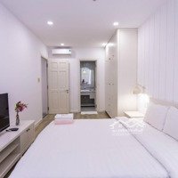 Kẹt Bank Cần Bán Căn Hộ 2 Phòng Ngủ Cc Sunrise City North. 2 Pn 2 Vệ Sinh Full Nội Thất. Liên Hệ: 0909992760