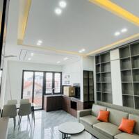 Bán nhà Bồ Đề,Long Biên 50m2,6 tầng,thang máy,oto vào nhà nhỉnh 11 tỷ