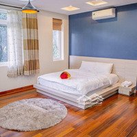 Cho Thuê Villa Hiện Đại Cao Cấp Khu Compoud P. Thảo Điền, Quận 2. Liên Hệ: 0911383889