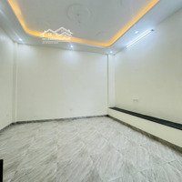 Nhà Biên Giang, Hà Đông 4T X 33M2 Ô Tô Đỗ Cổng Giá Nhỉnh 2 Tỷ Cách Bến Xe Yên Nghĩa Bán Kính 2Km