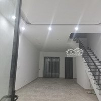 Cho Thuê Nguyên Căn Shophouse Pg17 - Khu Vincom Quảng Trị Mặt Tiền Đường Phú Gia 1.