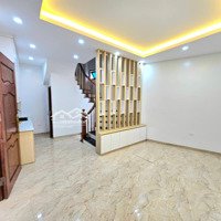 Bán Nhà Phố Đặng Thuỳ Trâm, Khu Phân Lô Vip, 3 Ô Tô Tránh, Cách Phố 50M.