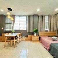 Penthouse 50M2 Full Nt - Giá Tốt - Ban Công Ngay Âu Cơ - Vườn Lài