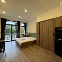 Căn hộ 1 phòng ngủ rộng 50m2 cửa sổ lớn siêu thoáng, nội thất mới, phòng khách rộng rãi tại Nguyễn Thị Minh Khai q1