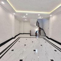 Nhà Thạch Bàn Long Biên 37M2X5 Tầng Giá Bán 4 Tỷ, Cách 20M Ra Đường Ô Tô Tránh Có Vỉa Hè Đỗ Ngày Đêm