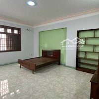 Cho Thuê Nhà Phố Khu Mười Mẫu Quận2, 4Pn+4Vs Giá Thuê 14 Triệu/Tháng